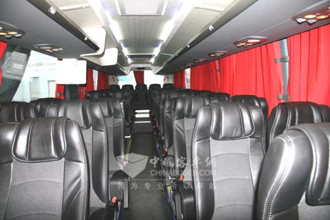 斯堪尼亚Touring客车座椅内饰