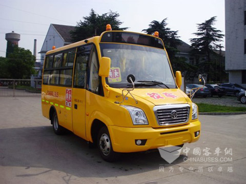 亚星JS6570XCJ校车