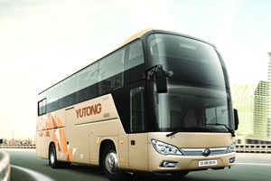 10米大不同 宇通层半新车开辟行业新蓝海