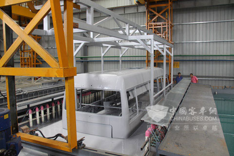 安凯客车扬州分公司整车电泳线