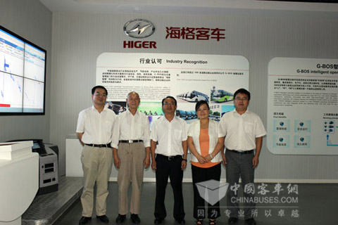 百奇一行成员走访海格客车