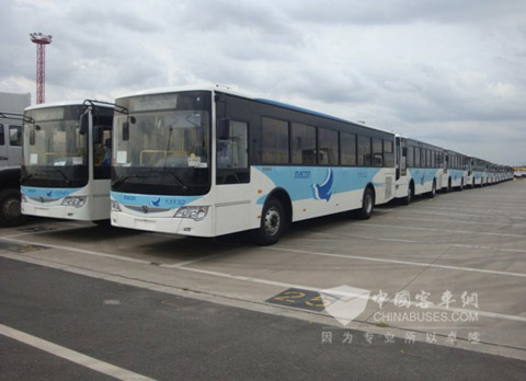 　亚星客车整装待发