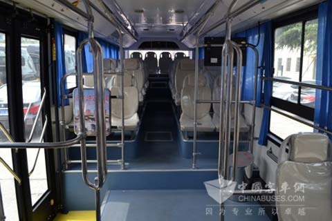 人性化内饰设计