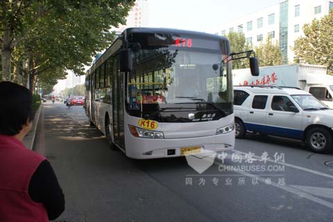 中通新能源空调公交车颇受潍坊市民青睐