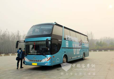 本次活动的安凯高端旅游客车