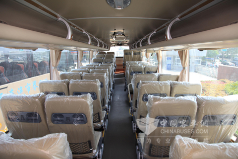 宇通客车内饰