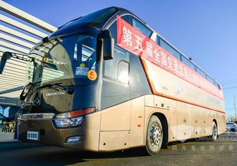 金龙龙翼杯比赛指定用车XMQ6129Y5