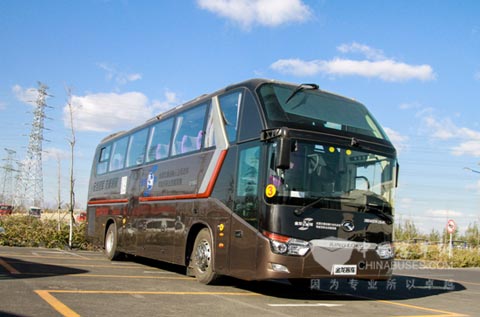 龙翼系统与金龙6129Y5打造科技客车