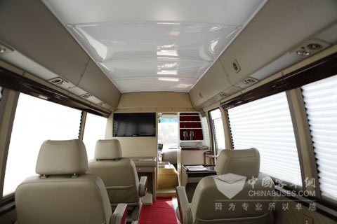 安凯商务客车舒适的乘坐空间