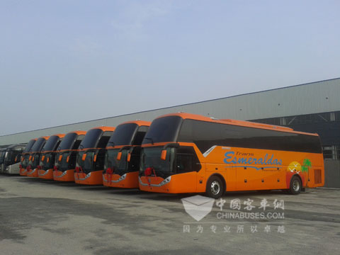 中通客车2013年出口厄瓜多尔的车