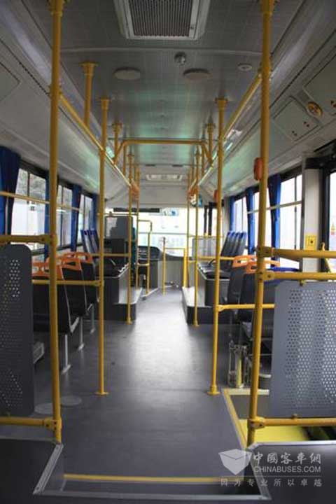 图:搭载睿控的宇通新能源公交宽敞舒适