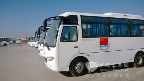 批量援助阿富汗的中通客车整装待发