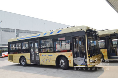 亚星新型旅游公交车