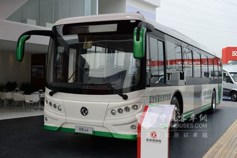 东风全铝轻量化混合动力客车