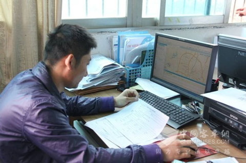 通过龙翼系统核对司机的业务报账明细表