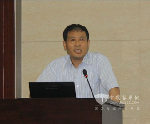 　合肥公交集团副总经理夏邦金先生