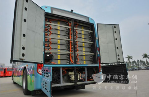纯电动公交短后悬设计电池涉水能力升级