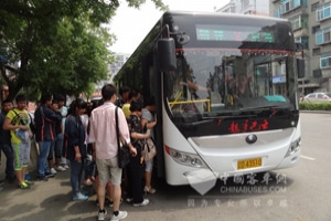 “抚顺模式”让新能源公交推广有了新路子