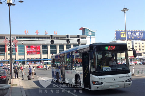 海格插电式混合动力公交赣州试运营