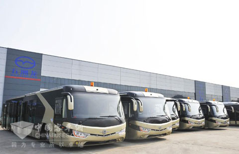 五洲龙FDG6139机场摆渡车