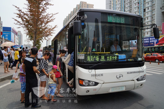 海格新能源客车在大连.