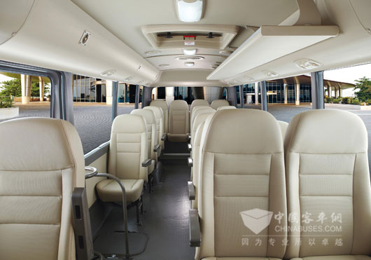 康恩迪的豪华内饰