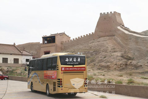 驰骋在丝绸之路上的西沃客车