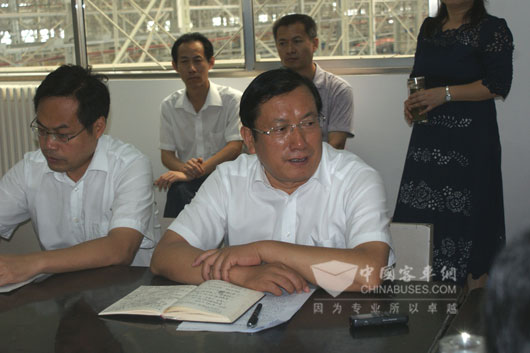 聊城市长王忠林在座谈会上讲话