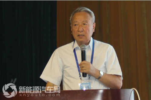 　国家863计划节能与新能源汽车重大项目监理咨询专家组组长王秉刚教授
