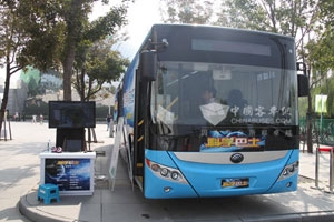 先进科技可以如此亲民 解密我国首辆科学巴士