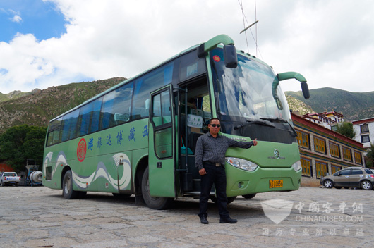 博达驾驶员王师傅对金旅客车赞赏有加