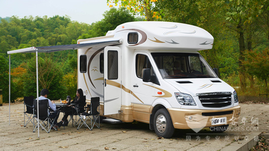 海格H5V自行式C型房车
