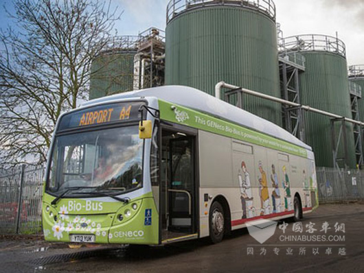 世界上首辆以“粪便”为燃料的生物巴士