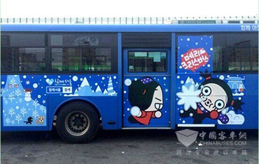 韩国首尔市推出动漫角色公交