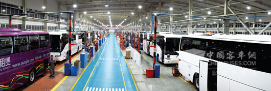 苏州金龙总装车间