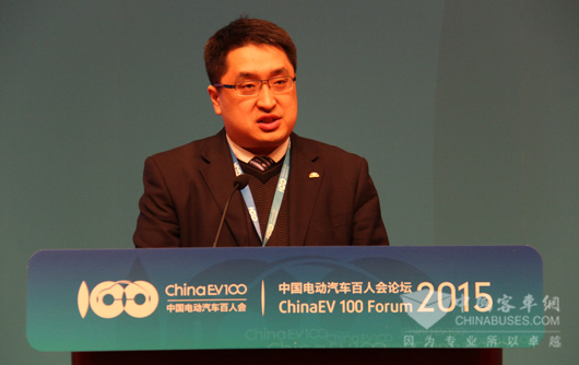 宇通客车技术副总监李高鹏在会上发言