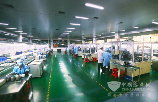 新能源客车电池研发及生产