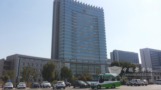 江西无锡华策新能源客车