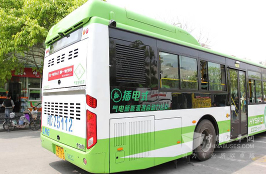 大金龙气电新能源混合动力公交