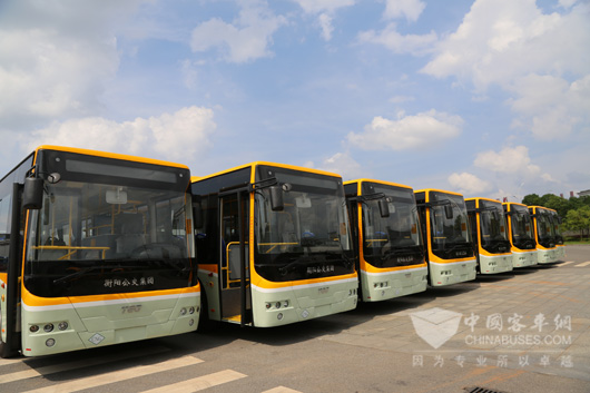 南车时代电动增程插电式城市客车