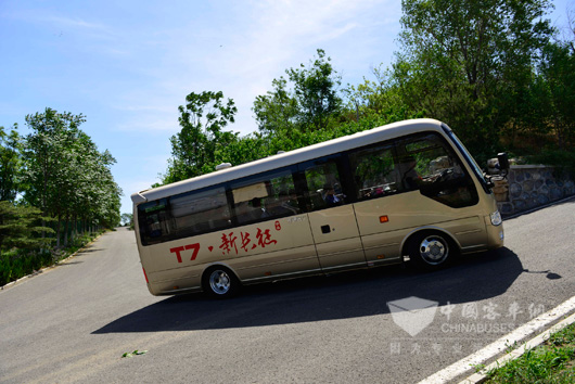 T7满载乘客顺利通过爬坡性能测试，动力仍有富余