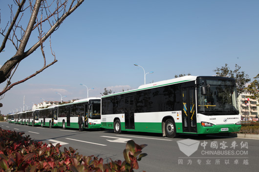 海格插电式新能源发车