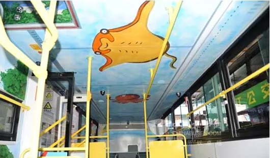 湛江情怀号双层旅游观光公交车