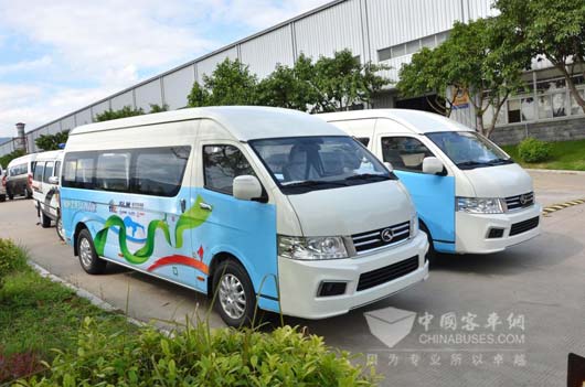 XMQ6610C纯电动商务车