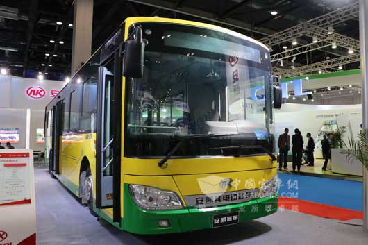 12米纯电动公交车