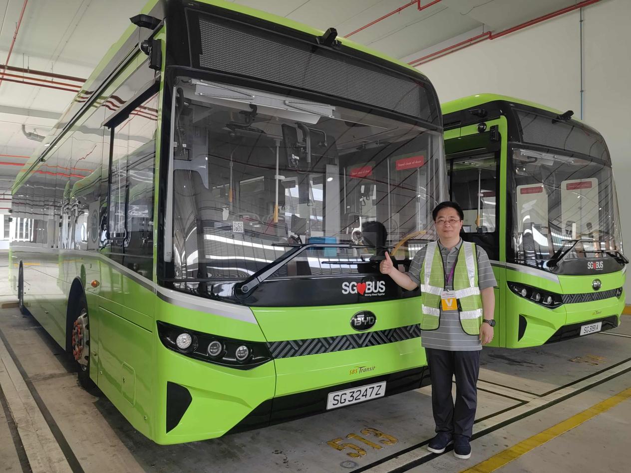 【上】中国完美作业网有免费视频观察：比亚迪客车在新加坡为什么越来越受欢迎？