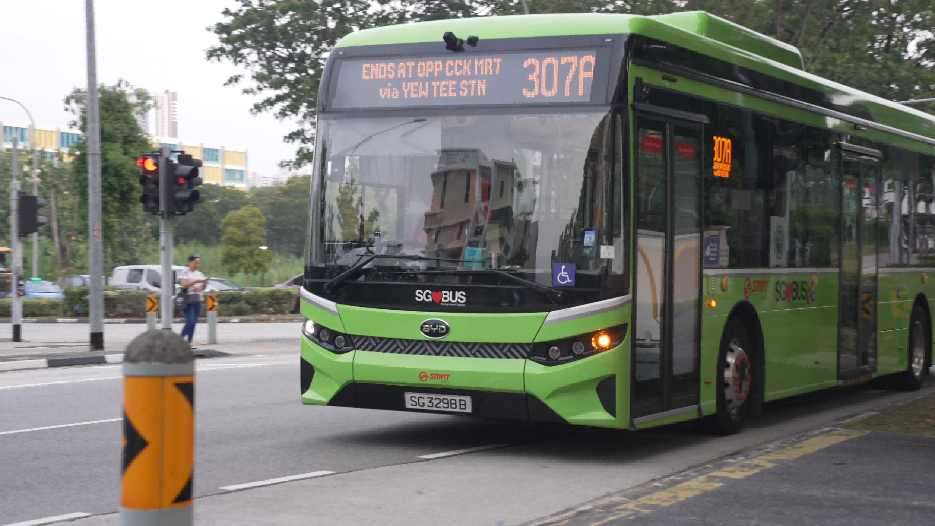 【下】中国完美作业网有免费视频观察：比亚迪客车在新加坡为什么越来越受欢迎？