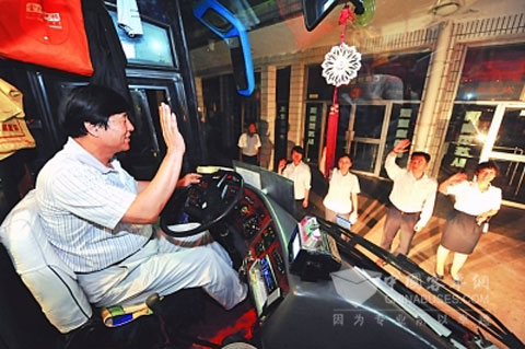 最后一班车从下关站开出