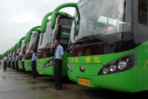 秦皇岛市55台公交新车全部上路运营　