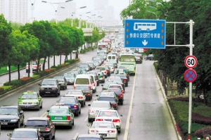 浙江大力发展公共交通 新增1300台车